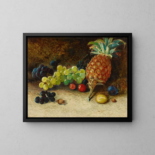 Naturstillleben mit Ananas, Trauben, Nüssen und Pflaumen - John Atkinson Grimshaw — gerahmtes Bild an der Wand