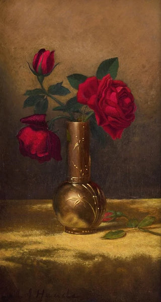 Martin Johnson Heade - Red Roses in a Japanese Vase on a Gold Velvet Cloth.webp