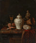 Ein versilbertes, graviertes Ingwergefäß, eine Taschenuhr, eine Nautilusschale, ein Becher aus Gold, ein Eisvogel-Frucht und andere Gegenstände auf einem teilweise drapierten Marmorsims - Pieter Gerritsz van Roestraeten — Ansicht des Kunstwerks