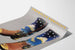 Poster American Porcelain - Stivali western in porcellana