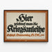 Vintage-Poster - Hier zeichnet man die Kriegsanleihe — gerahmtes Bild an der Wand