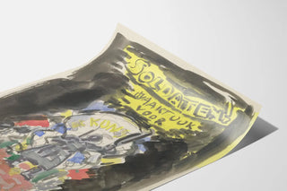 ontwerpschets-affiche-voor-propaganda-kunstbescherming-in-het-leger-schets-van-soldaat-frontaal-gezien-staand-op-een-bakstenen-muurtje-erboven-de-tekst-soldaten-waakt-ook-voor-kunst