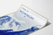 Vintage-Dekorposter mit blauer Berglandschaft