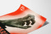 Vintage-Poster Surparine mit dramatischer Hand und dekorativem Design