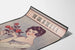 Poster vintage "The Girl in the U.S.A." illustrazione di Charlotte Bates